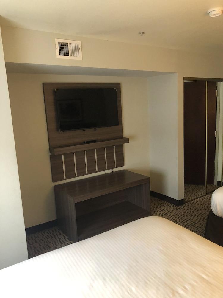 Clarion Pointe Charleston - West Ashley Ξενοδοχείο Εξωτερικό φωτογραφία