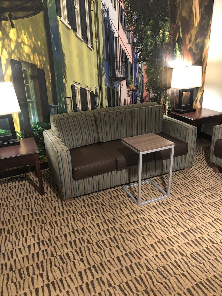 Clarion Pointe Charleston - West Ashley Ξενοδοχείο Εξωτερικό φωτογραφία