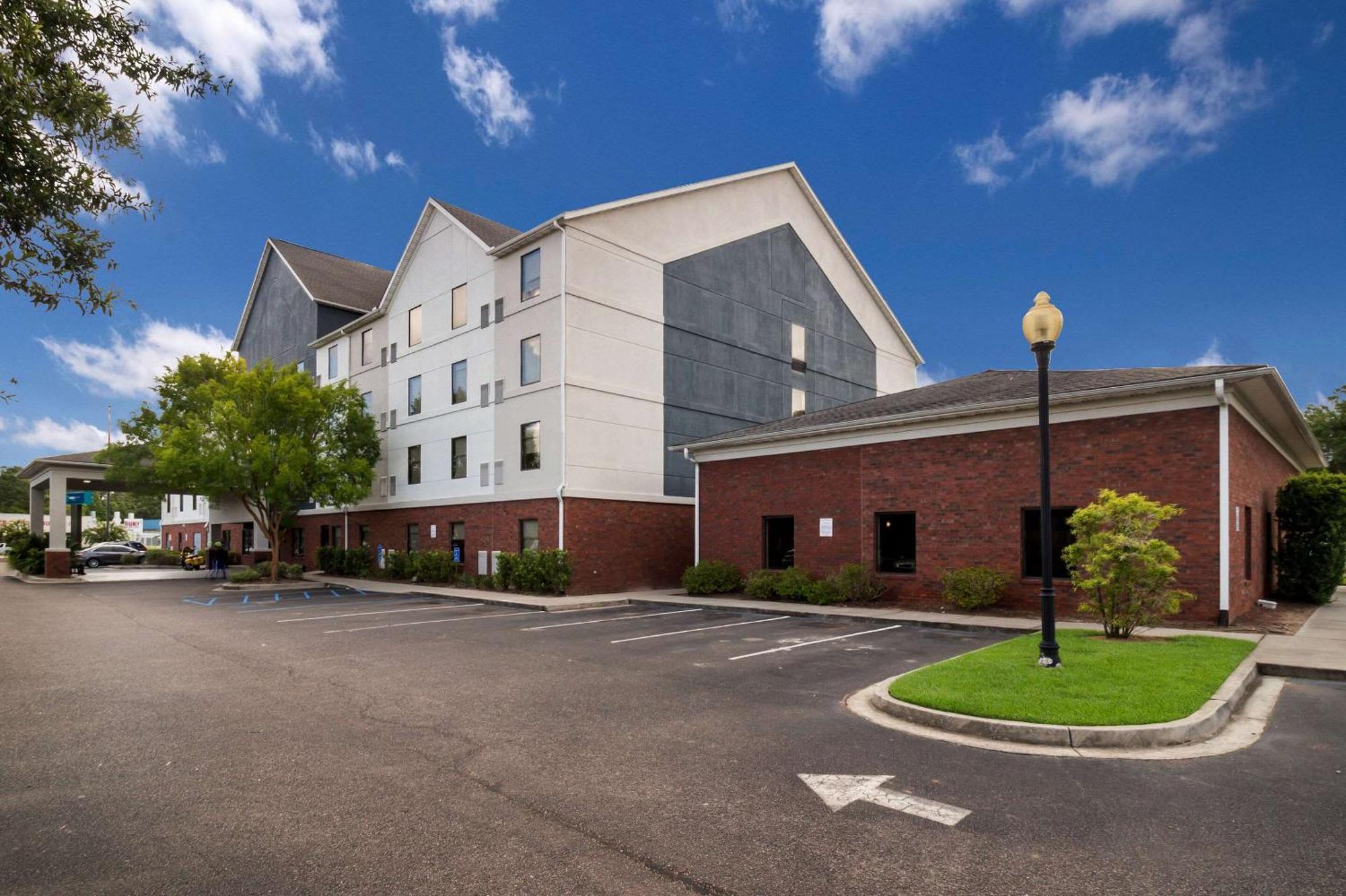 Clarion Pointe Charleston - West Ashley Ξενοδοχείο Εξωτερικό φωτογραφία
