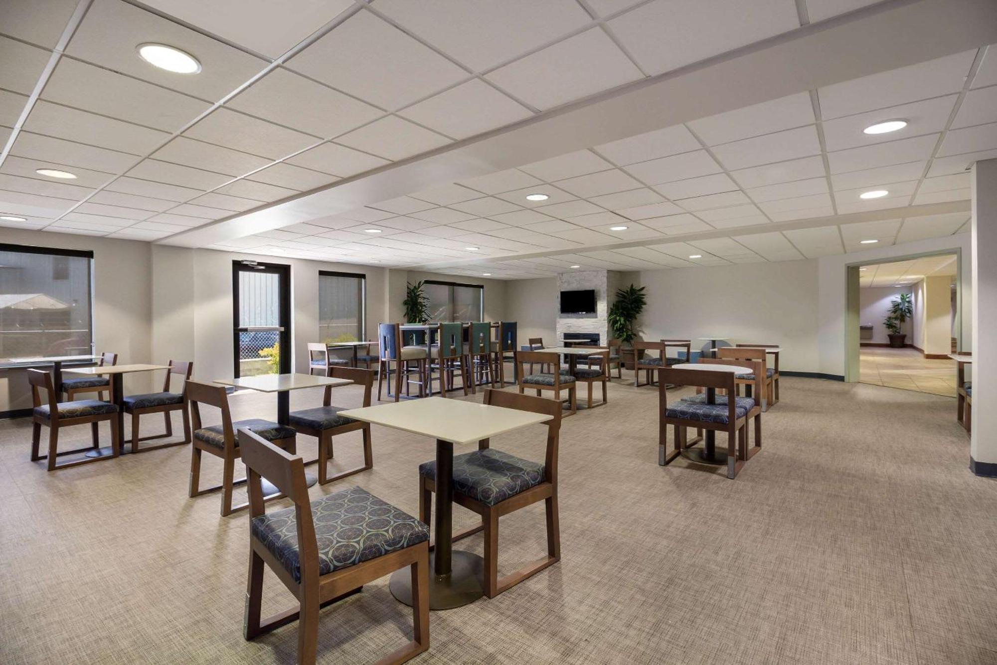 Clarion Pointe Charleston - West Ashley Ξενοδοχείο Εξωτερικό φωτογραφία